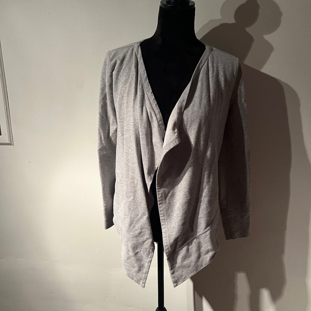 Everlast sweater/cardigan sporty size S preloved